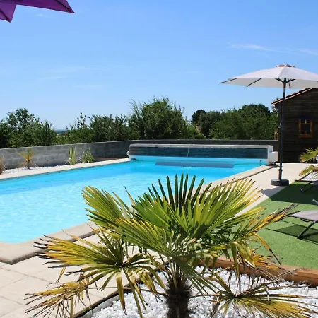 Merignac, 3 Pieces, 4 Personnes - Fr-1-653-17
